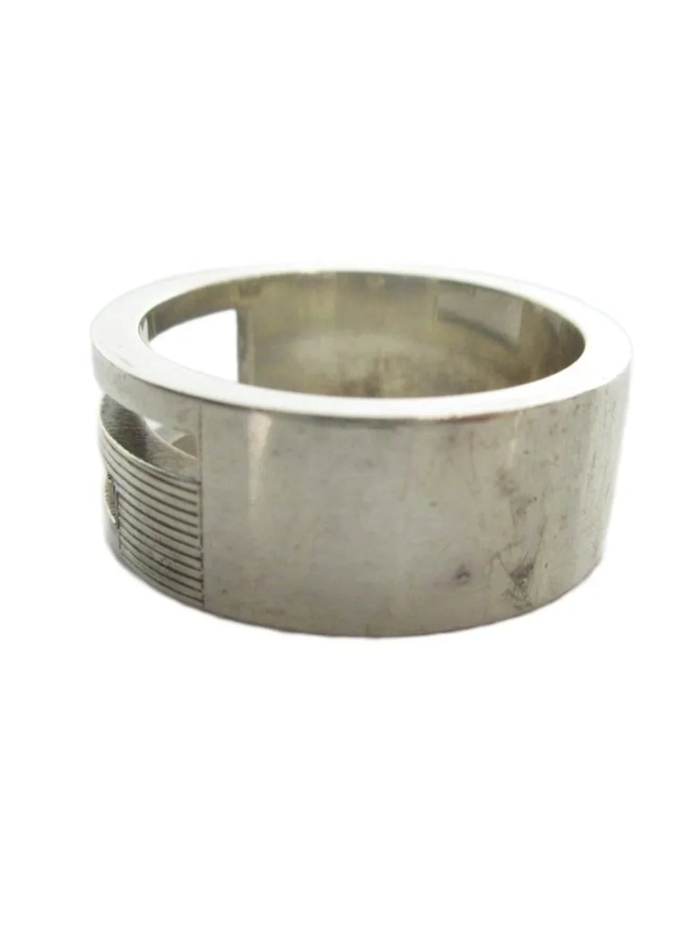 Gucci Ring Logo Silver